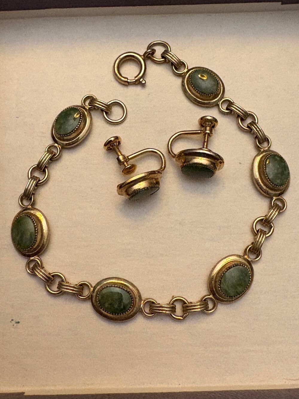 Vintage 1/20 12K Gold Filled Green Stone Bracelet & Screw Back Earrings Set